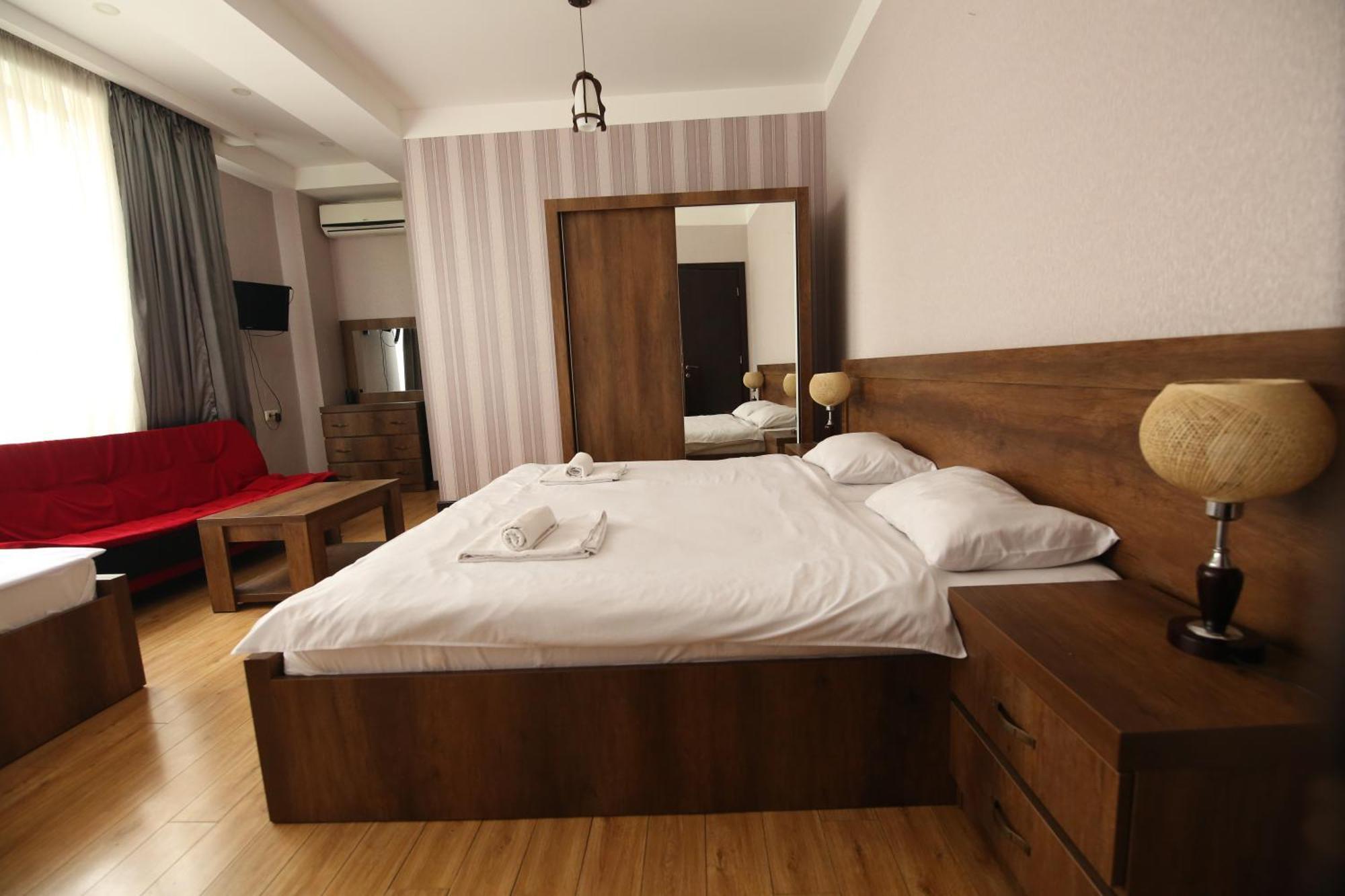 Dream Sky Hotel Tbilisi Eksteriør bilde
